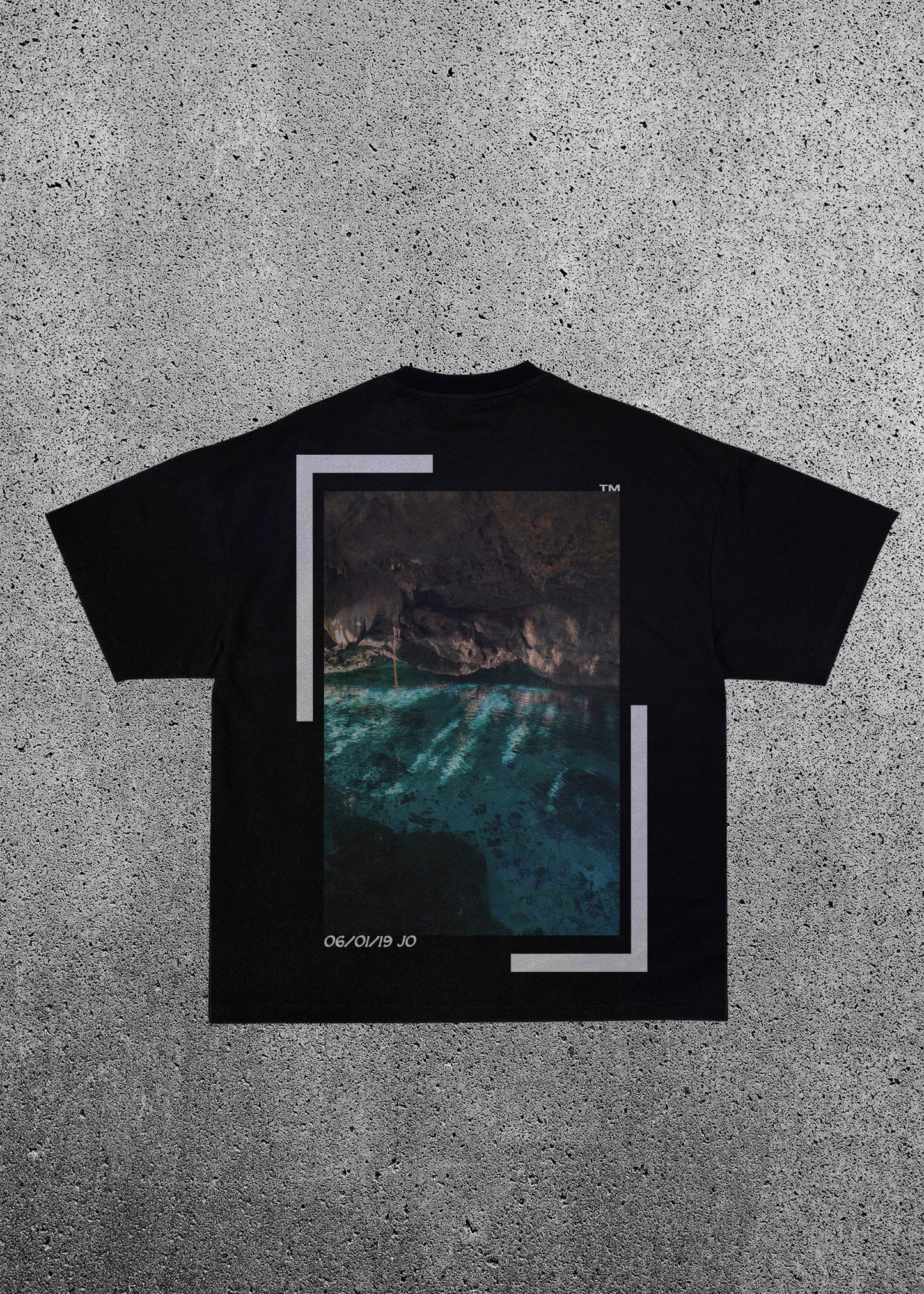Riddle T-shirt (Cenote)